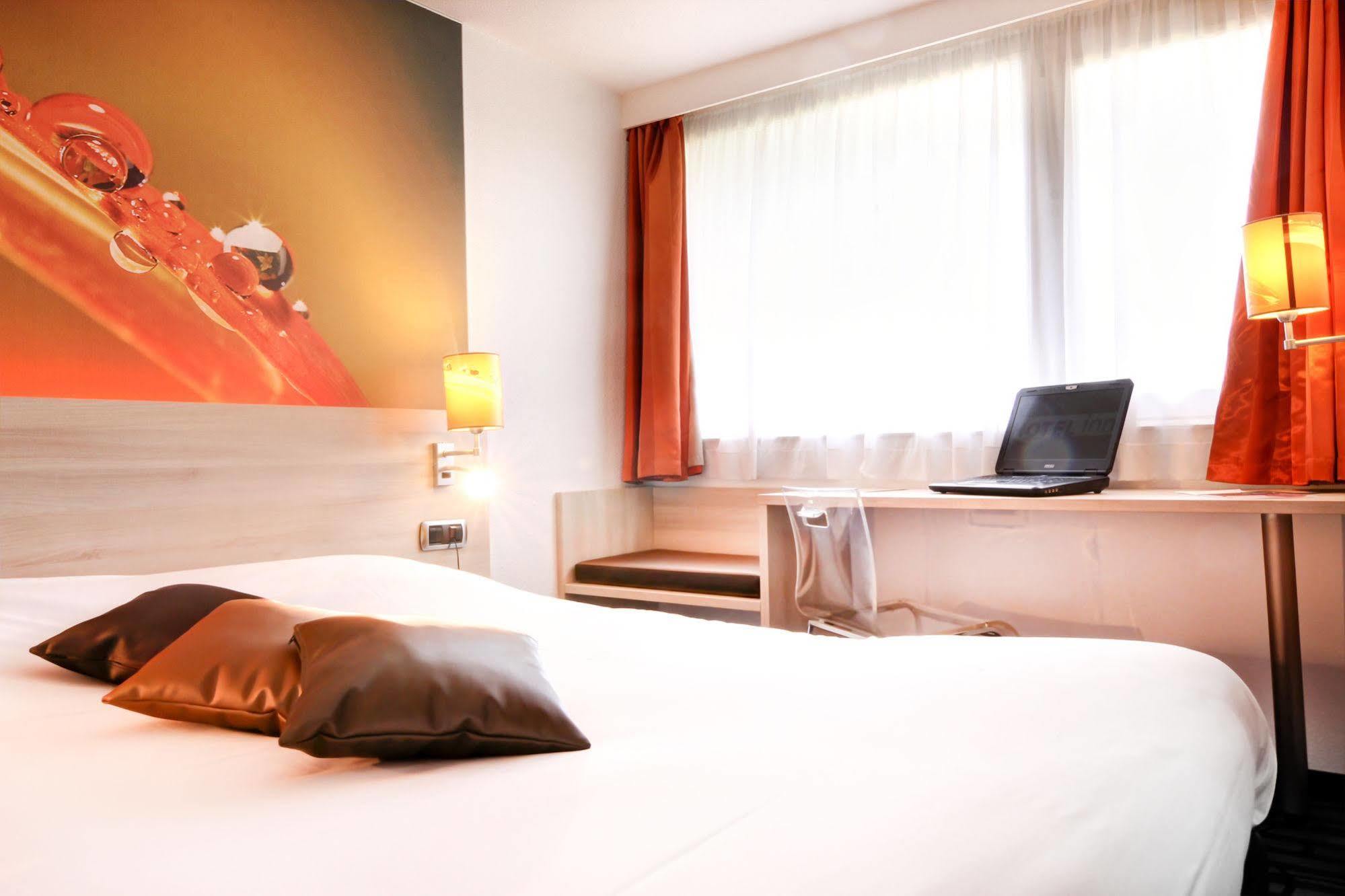 Hotel Inn Design Resto Novo Sable Bagian luar foto